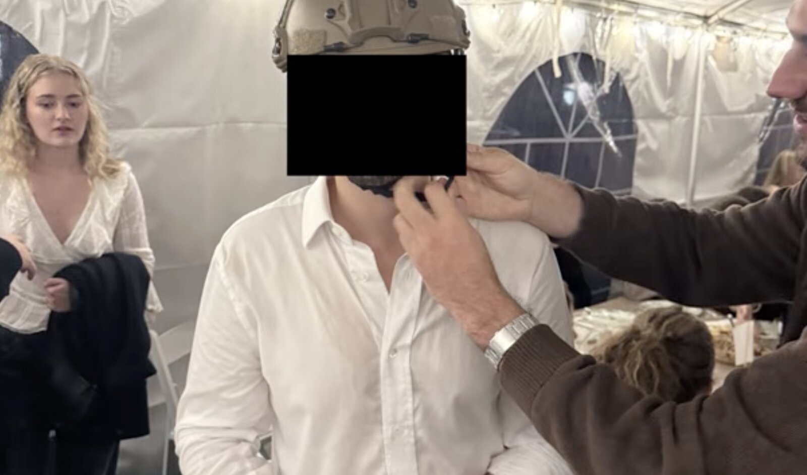 Helmet fit check during our soldier consultations